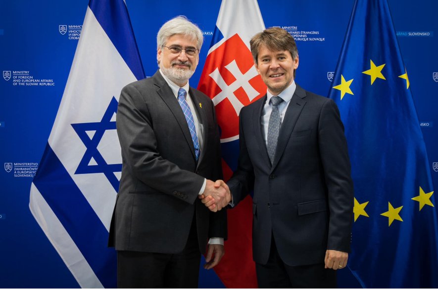 Štátny tajomník M. Eštok prijal izraelského veľvyslanca: Podporujeme mierové riešenie, cestu dialógu a diplomacie