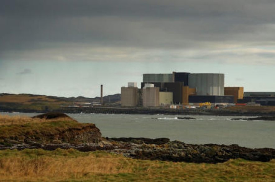 Británia: Vybrala miesto pre novú jadrovú elektráreň. Dosť energie pre 6 mil. domácností na 60 rokov