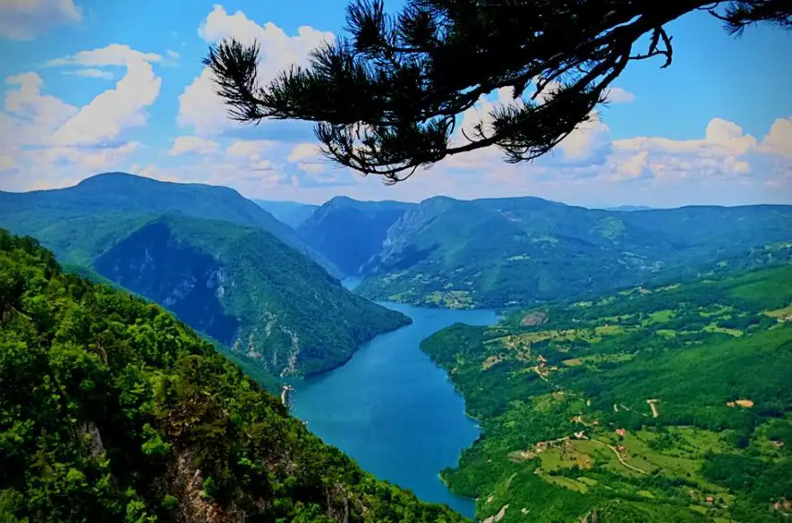 Rafting, turistika aj historické mestá. Srbsko je starobylou destináciou aj rajom pre dobrodruhov