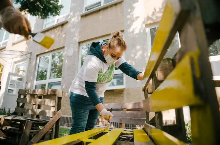 Dobrovoľnícka akcia Naše Mesto pomáha skrášliť Slovensko