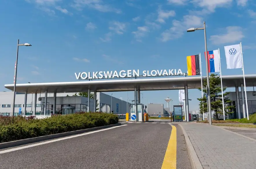 Volkswagen Slovakia pozastavuje výrobu automobilov na 2 týždne