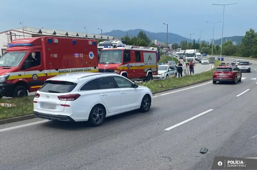 Na ceste I/60 v Žiline došlo k tragickej dopravnej nehode, vodič motocykla zraneniam na mieste podľahol + FOTO