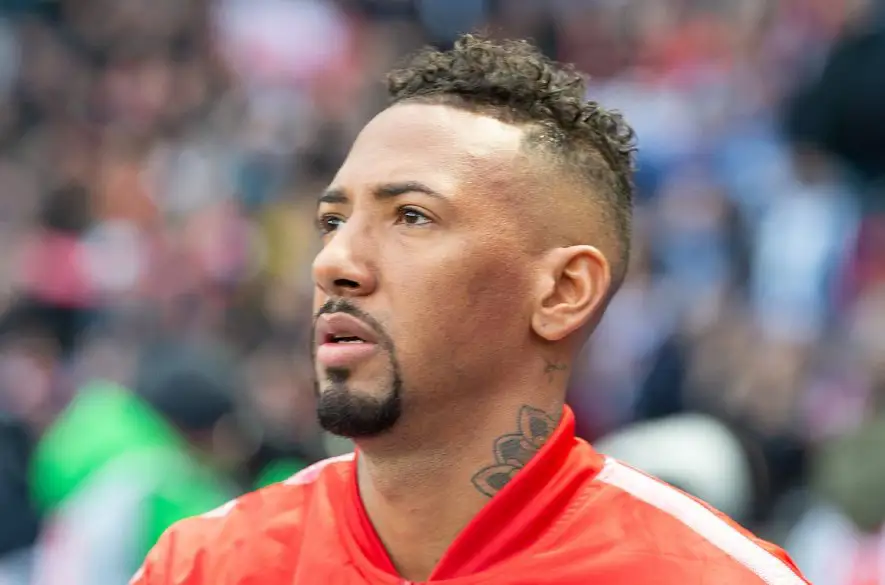 Nemecký futbalista Boateng dostal podmienečný trest za napadnutie bývalej partnerky