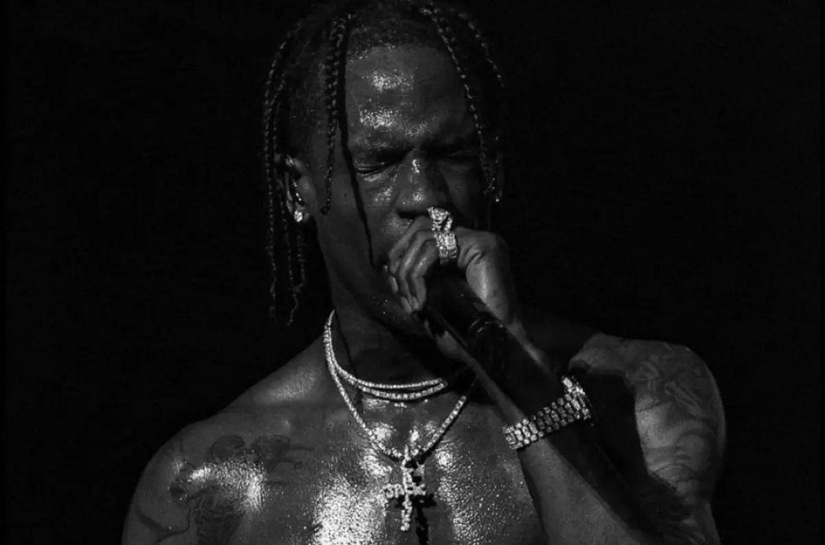 Travis Scott zadržaný v Paríži: Násilný incident v hoteli + VIDEO