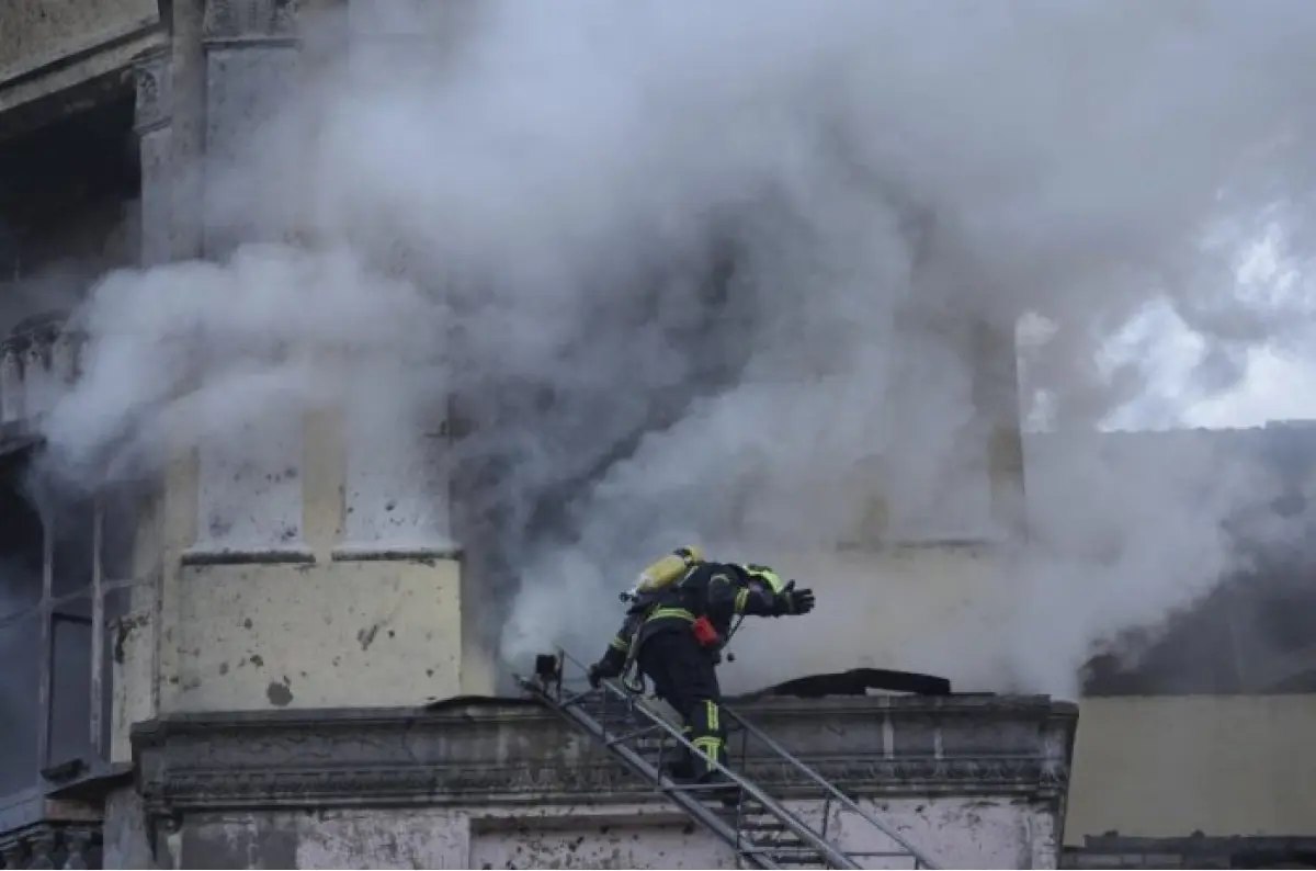 Ruský raketový útok zabil dve osoby pri Kyjeve