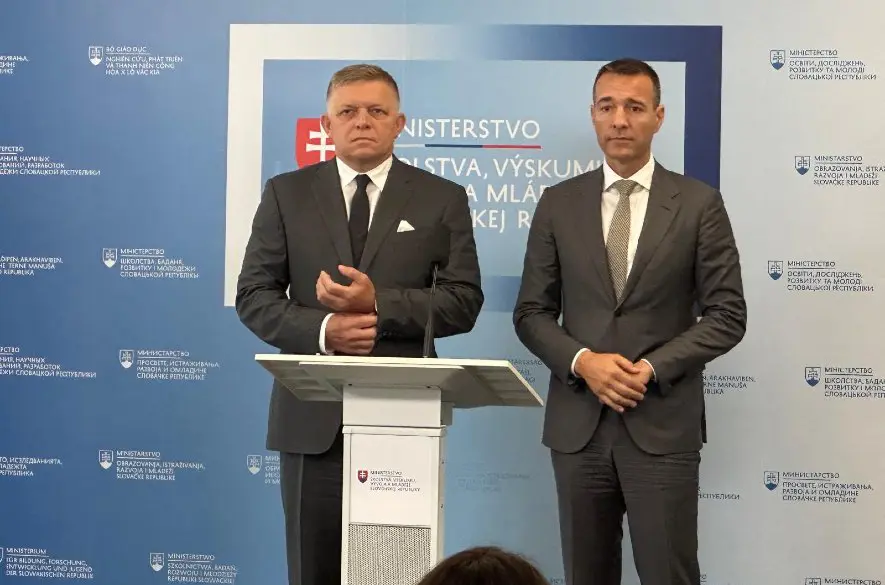 Fico: Drucker spúšťa "Nežnú revolúciu" v školstve + VIDEO + FOTO