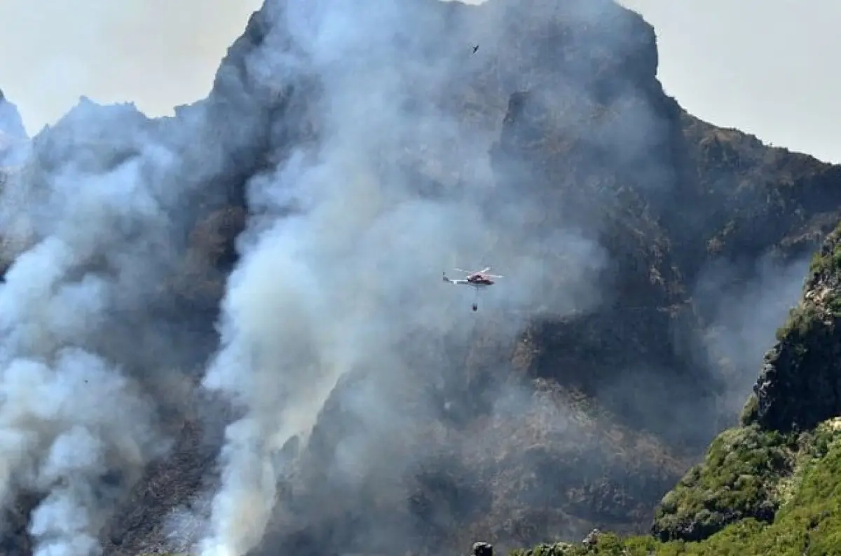 Ostrov Madeira už týždeň sužujú požiare. Horí aj les zo zoznamu UNESCO + VIDEO