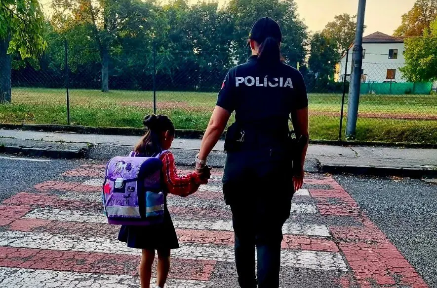 Bezpečnosť a pozitívna atmosféra na školách! Polícia pripomína dôležitosť oznamovania šikany