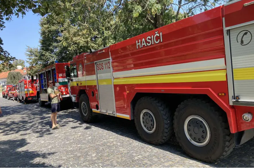 Eštok: Hrdinské činy dobrovoľných hasičských zborov si zaslúžia pozornosť + VIDEO