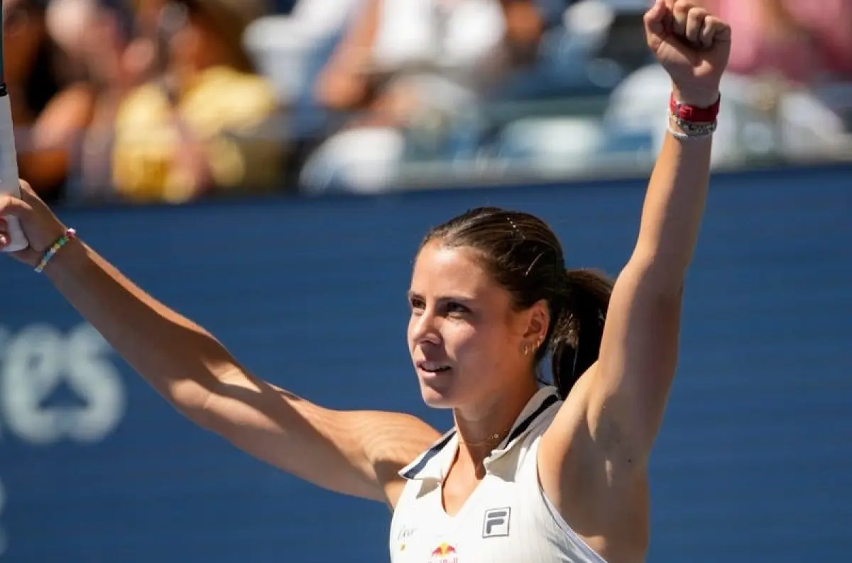 Navarrová porazila Badosovú a stala sa prvou semifinalistkou ženskej dvojhry US Open + VIDEO