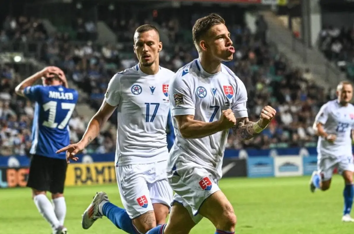 Slovenskí futbalisti v Estónsku zvíťazili 1:0. Tréner Calzona: Zaslúžené tri body + VIDEO