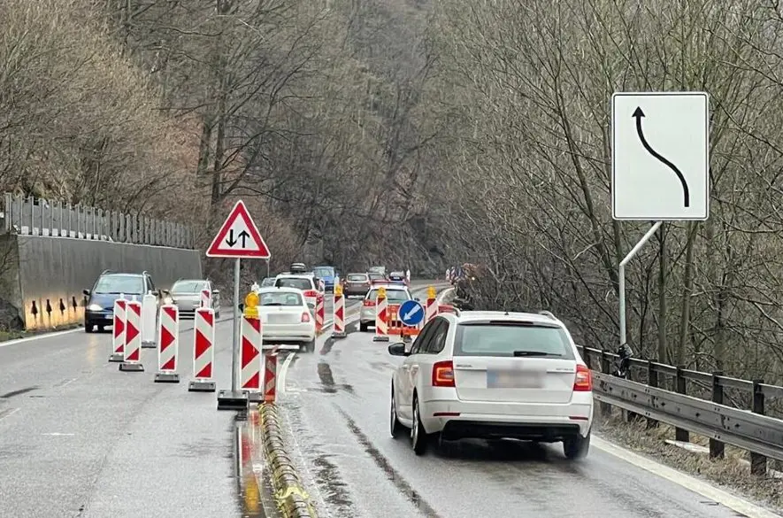 Strečno: Dopravné obmedzenia sa predlžujú do 6. októbra