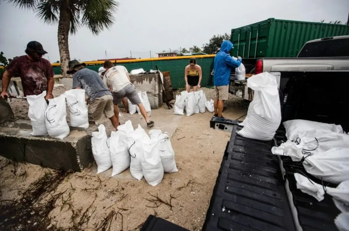 Florida sa pripravuje na najväčšiu evakuáciu za sedem rokov: Hurikán Milton zosilňuje a mieri k Tampe a Orlandu