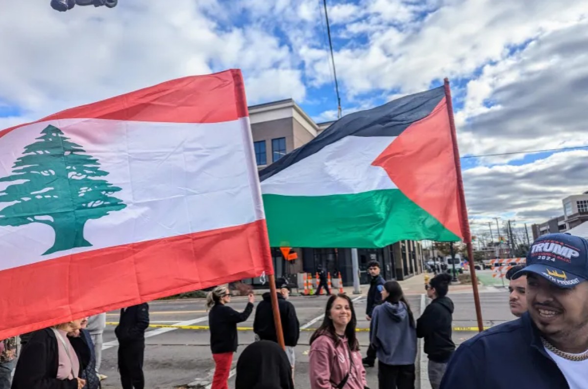 Rozhodujúci hlas: Palestínsko-americkí a arabsko-americkí voliči v USA balansujú medzi Harrisovou a Trumpom v boji za spravodlivosť v Gaze