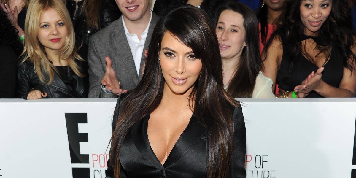Kim Kardashian nechce dary pre bábätko, radšej podporí nemocnicu