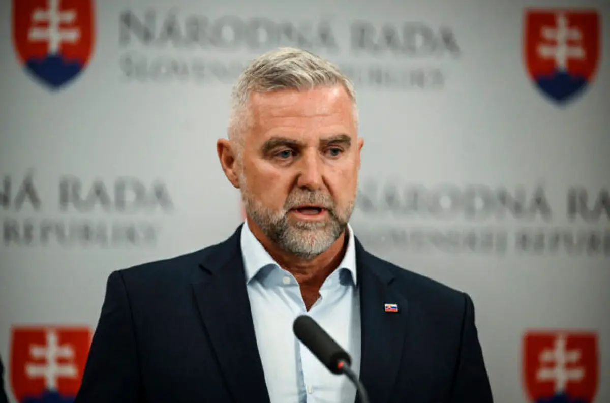 Tibor Gašpar sa vzdal postu predsedu výboru pre obranu a bezpečnosť: Nahradí ho poslanec Richard Glück