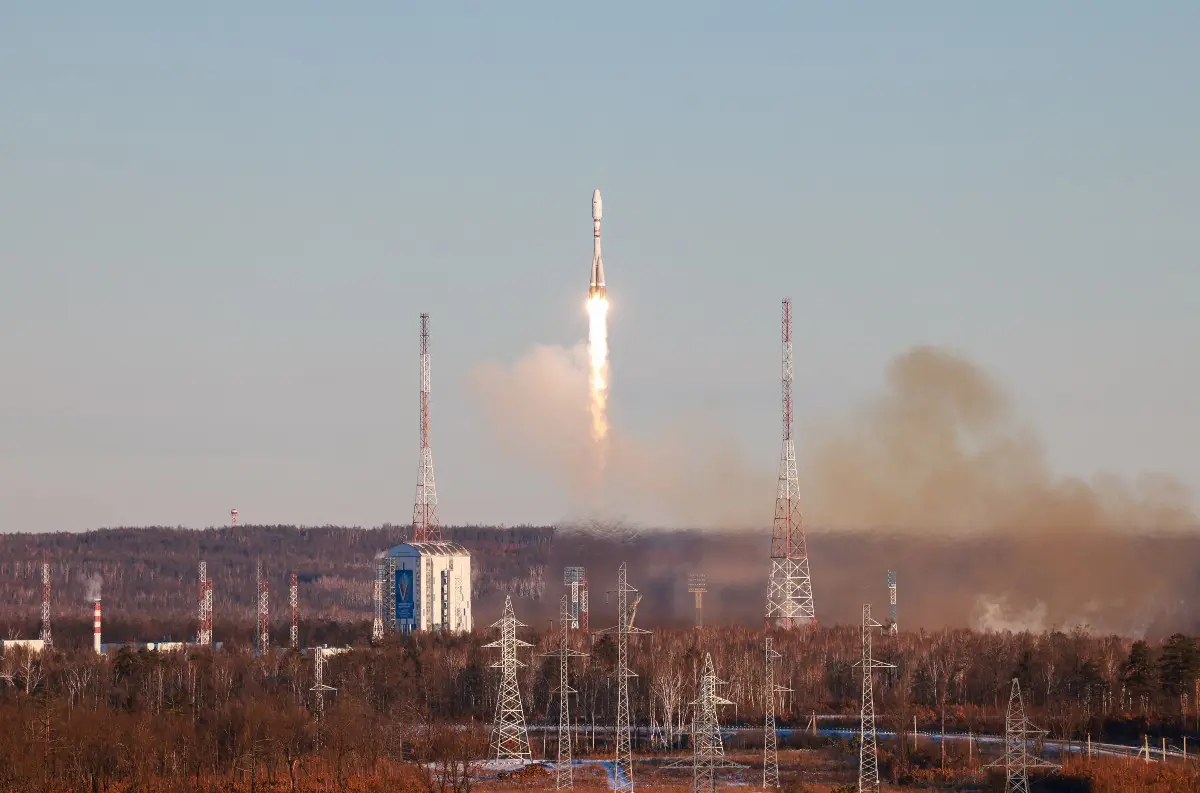 Rusko vynieslo na obežnú dráhu dva iránske satelity, prehlbuje s Teheránom spoluprácu + VIDEO