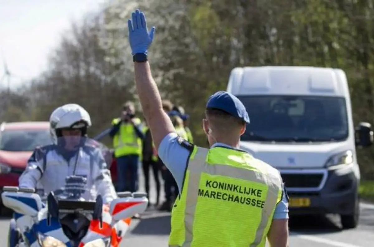 Holandsko sa pridáva k Nemecku a zavádza hraničné kontroly: Krok proti nelegálnej migrácii +VIDEO