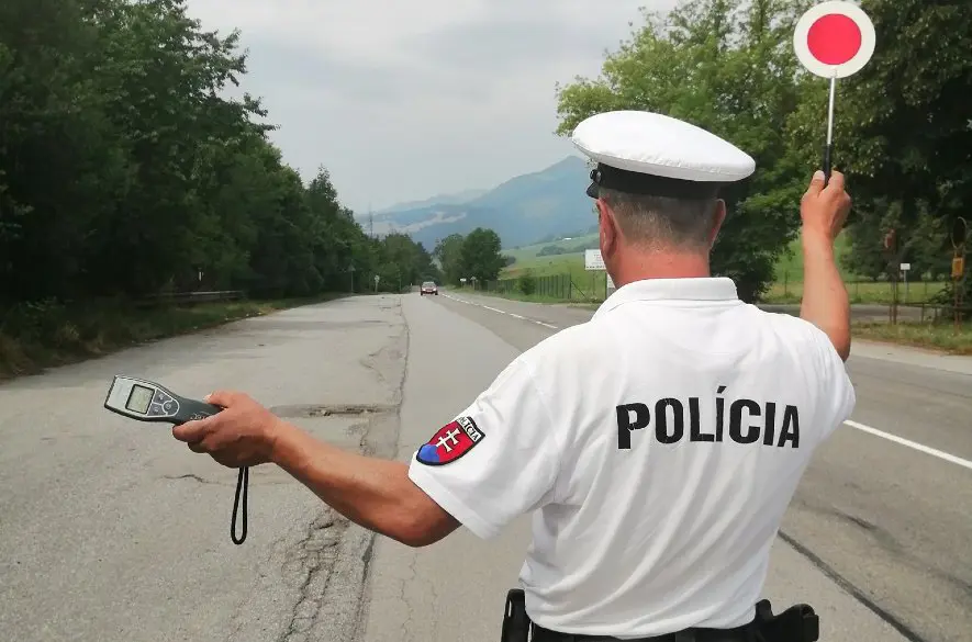 Polícia zavedie testy na drogy pre vodičov, záchytky sa rušia