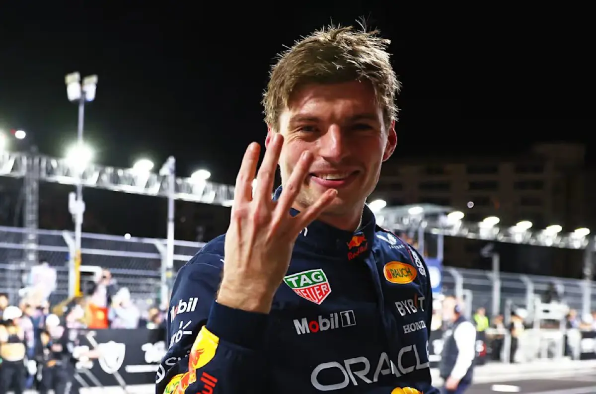 Max Verstappen dominoval v chaotickej Veľkej cene Kataru: Druhé víťazstvo po štvrtom titule a pád McLarenu +VIDEO