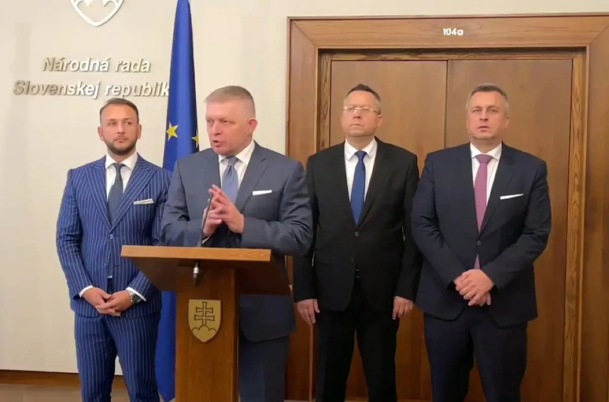 Fico odkázal verejnosti: PRESTAŇTE veriť slovenským médiám! A médiám: PRESTAŇTE klamať! +VIDEO