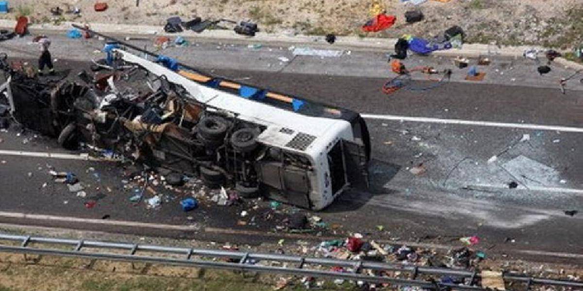 V Iráne sa zrazili autobus a nákladné auto, najmenej 17 mŕtvych