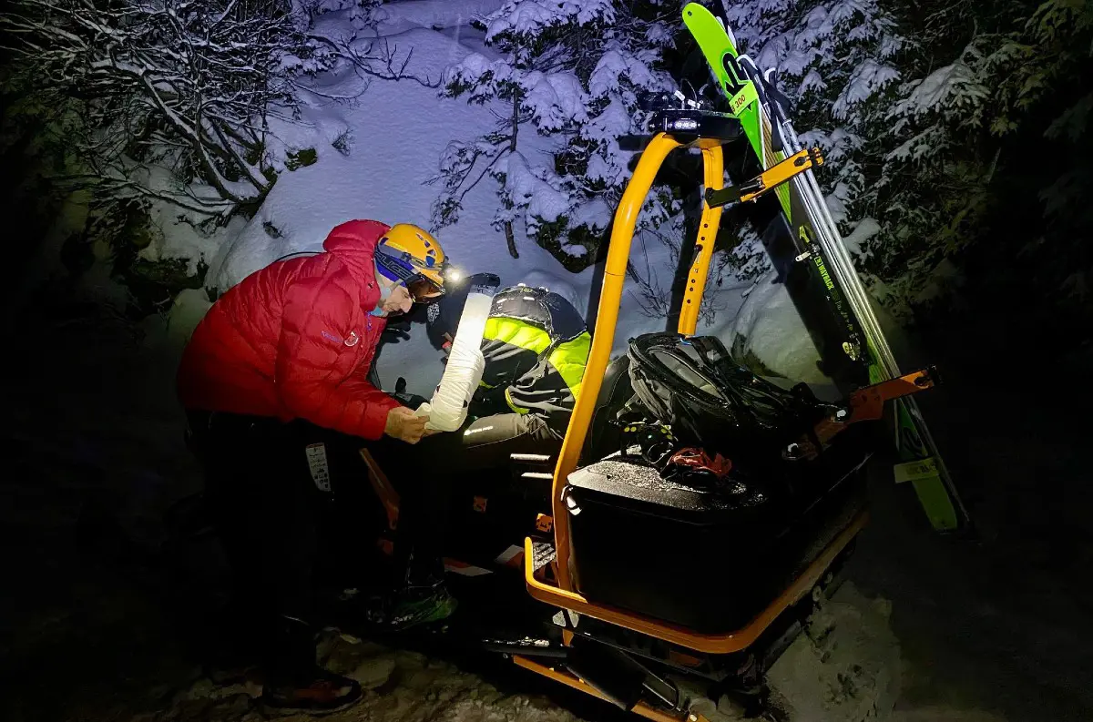 Dramatická ZÁCHRANNÁ akcia: Horskí záchranári vo Veľkej Studenej doline pomáhali zranenému TURISTOVI