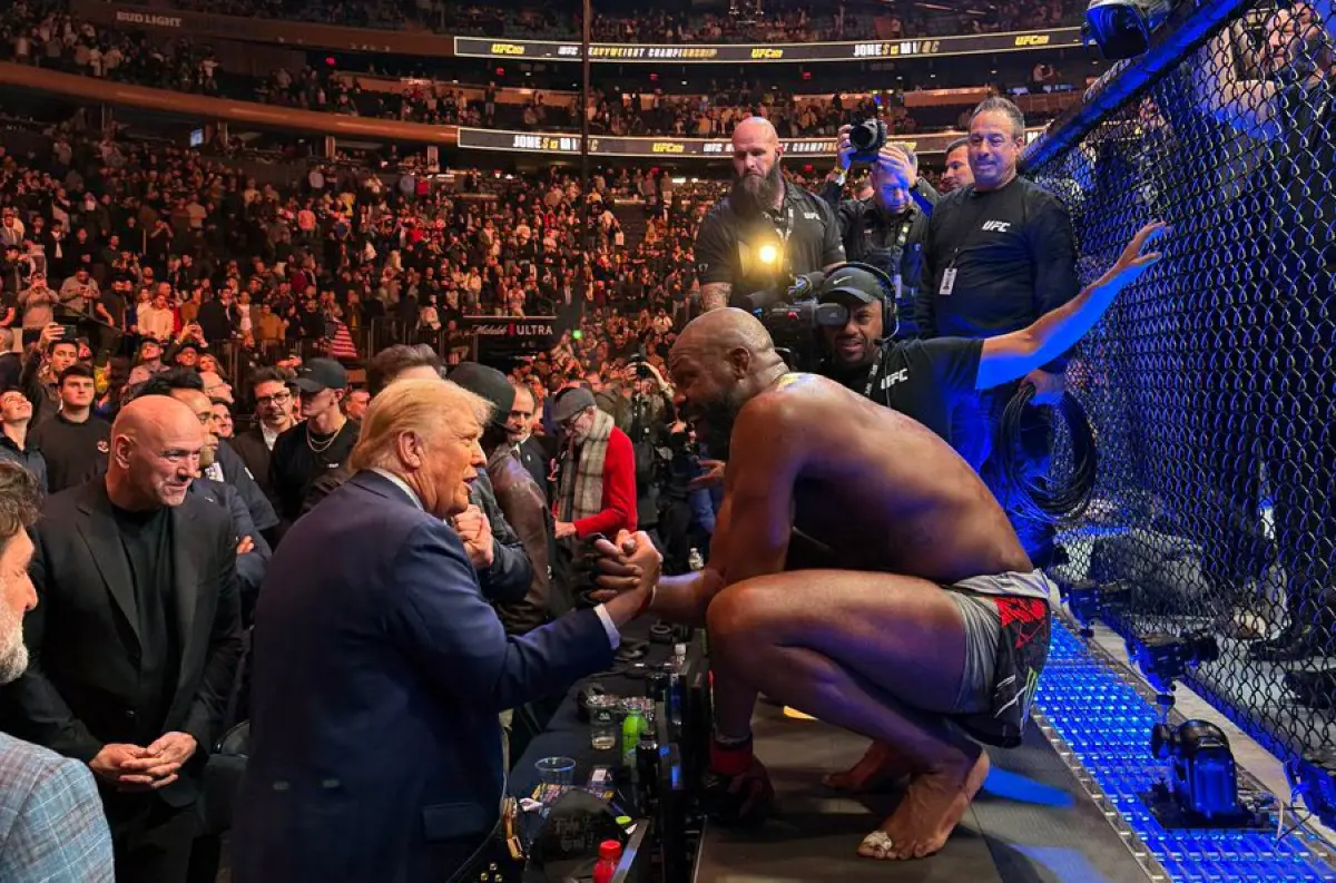 Donald Trump pozval šampióna UFC Jona Jonesa na inauguráciu: Stačil tento tanček! +VIDEO