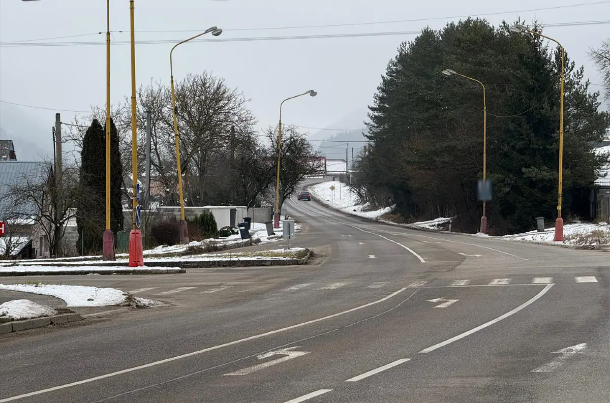 Policajná akcia v Považskej Bystrici: Vodič pod vplyvom návykových látok porušil zákaz predchádzania