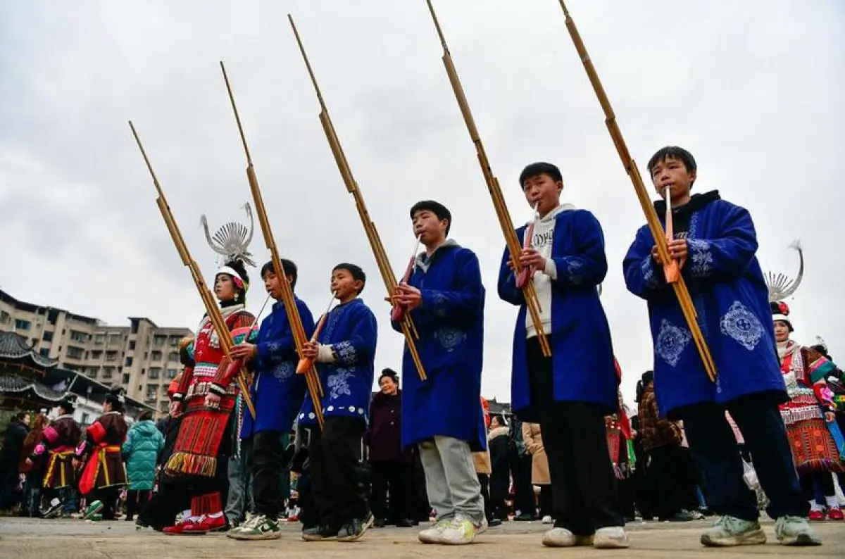 Etnická skupina Miao oslavuje festival Gannangxiang +VIDEO