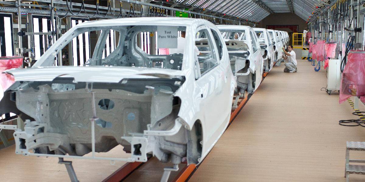 Volkswagen evakuoval zamestnancov: Vo fabrike bola podozrivá výbušnina