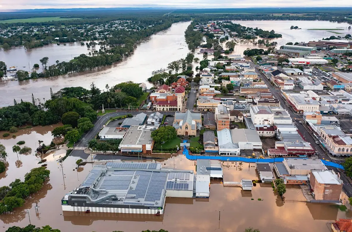 Cyklón Alfred zasiahol Brisbane: Najhoršie záplavy za posledných 50 rokov! +VIDEO