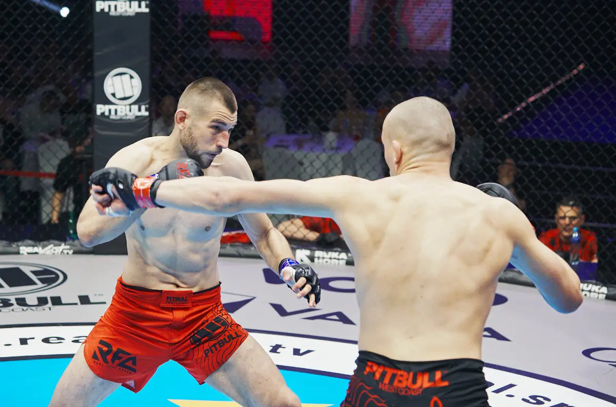 Šokujúci súboj na RFA 20! Pacheco vs Glos bude krvavá prestrelka +VIDEO