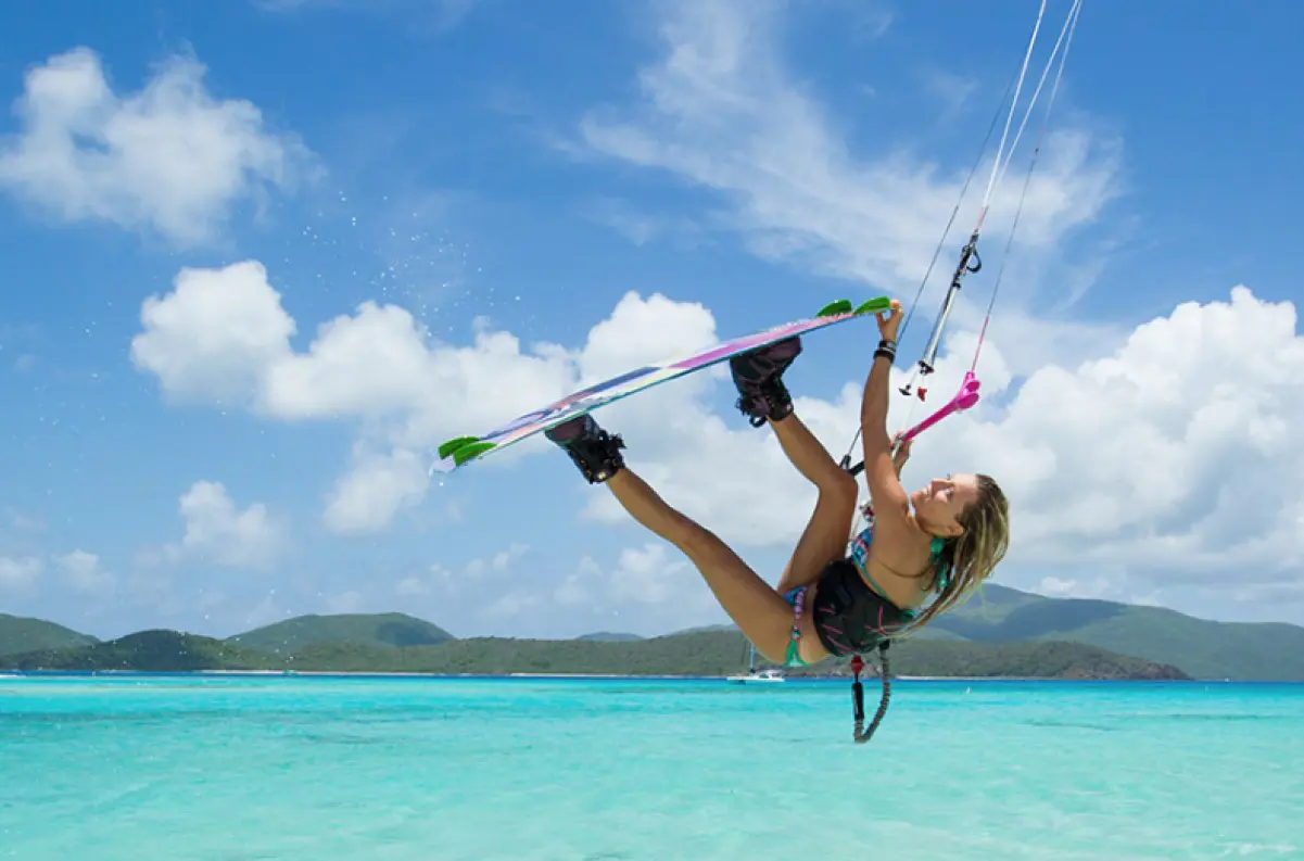 Toto si ešte nevidel! Red Bull King of the Air v Taliansku posúva hranice kitesurfingu. Šialené výšky, nové výzvy a rekordy vo vzduchu! +VIDEO