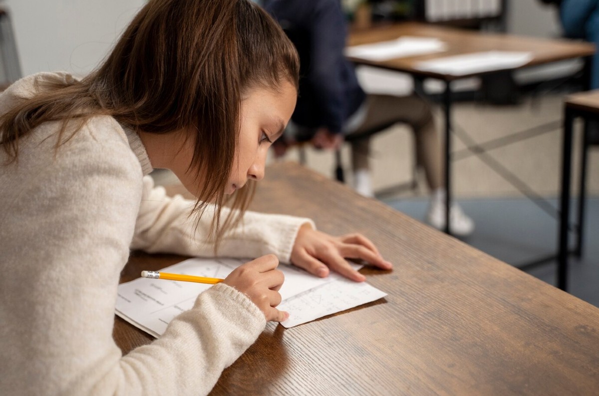 Angličtina dominuje maturitám: Viac ako 36 000 študentov si preverí svoje jazykové zručnosti