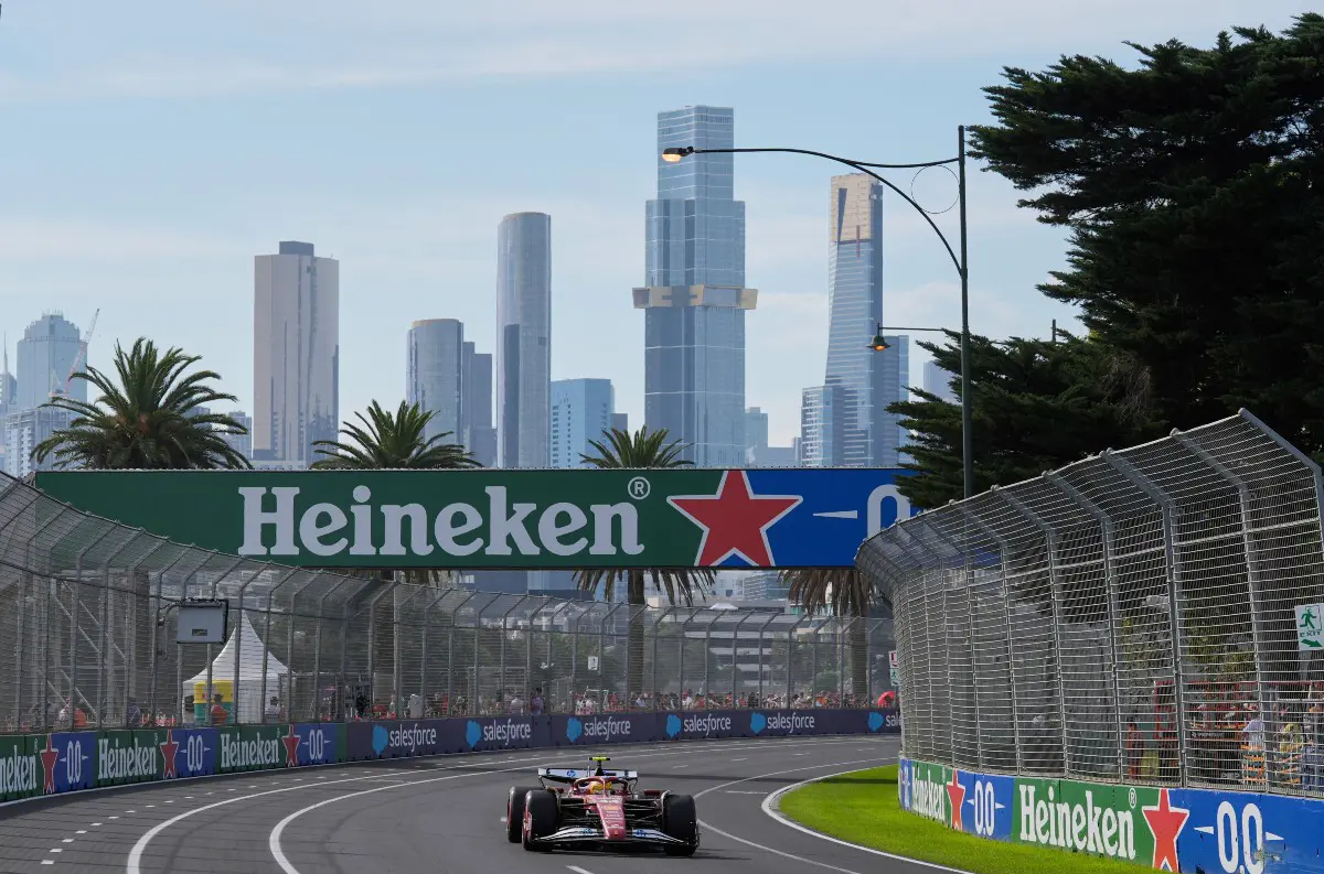 F1 Austrália: Leclerc dominuje, Hamilton a Norris v tesnom závese – čo ukázali prvé tréningy? +VIDEO