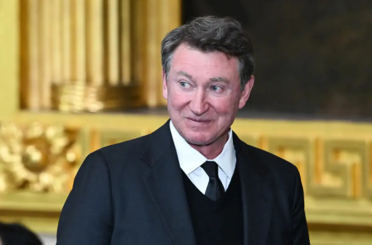 Wayne Gretzky sa súdi: Legendárny hokejista zažaloval bývalú obchodnú partnerku +VIDEO