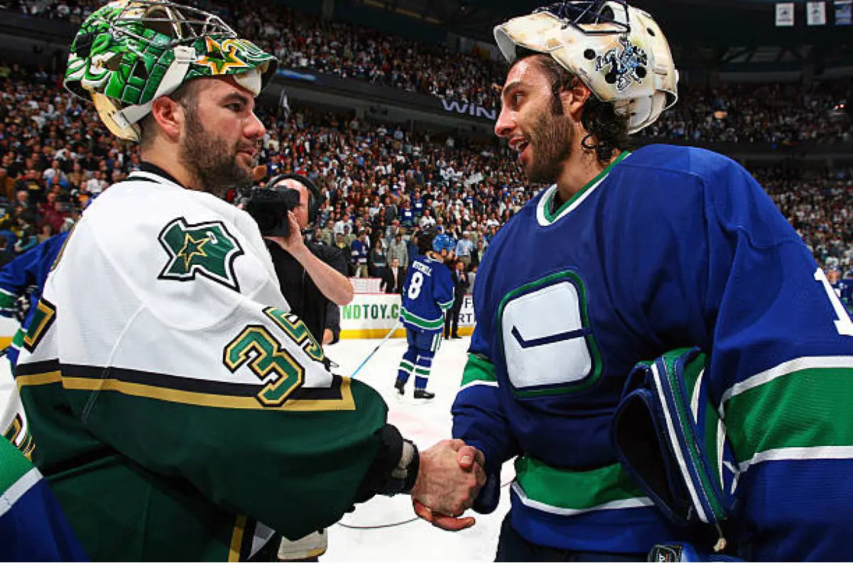 Montreal valcuje NHL: Slafkovský opäť pri výhre, play off na dosah! Šialený obrat Vancouveru šokoval Dallas +VIDEO