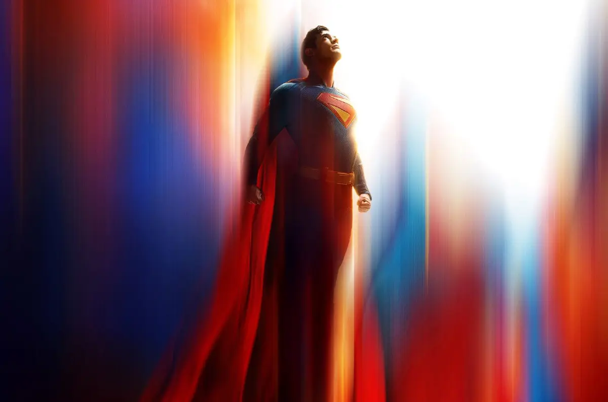 ČOSKORO v kinách: Päťminútová ukážka veľkofilmu SUPERMAN je vonku! Uvidíme SUPERPSA i ROBOTY. Množstvo akčných scén +VIDEO