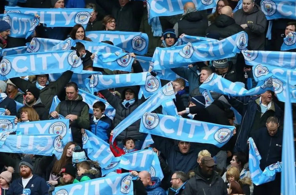 Manchester City šokoval fanúšikov: Ceny vstupeniek na novú sezónu nezvýši! Reagoval na tlak tribún +VIDEO