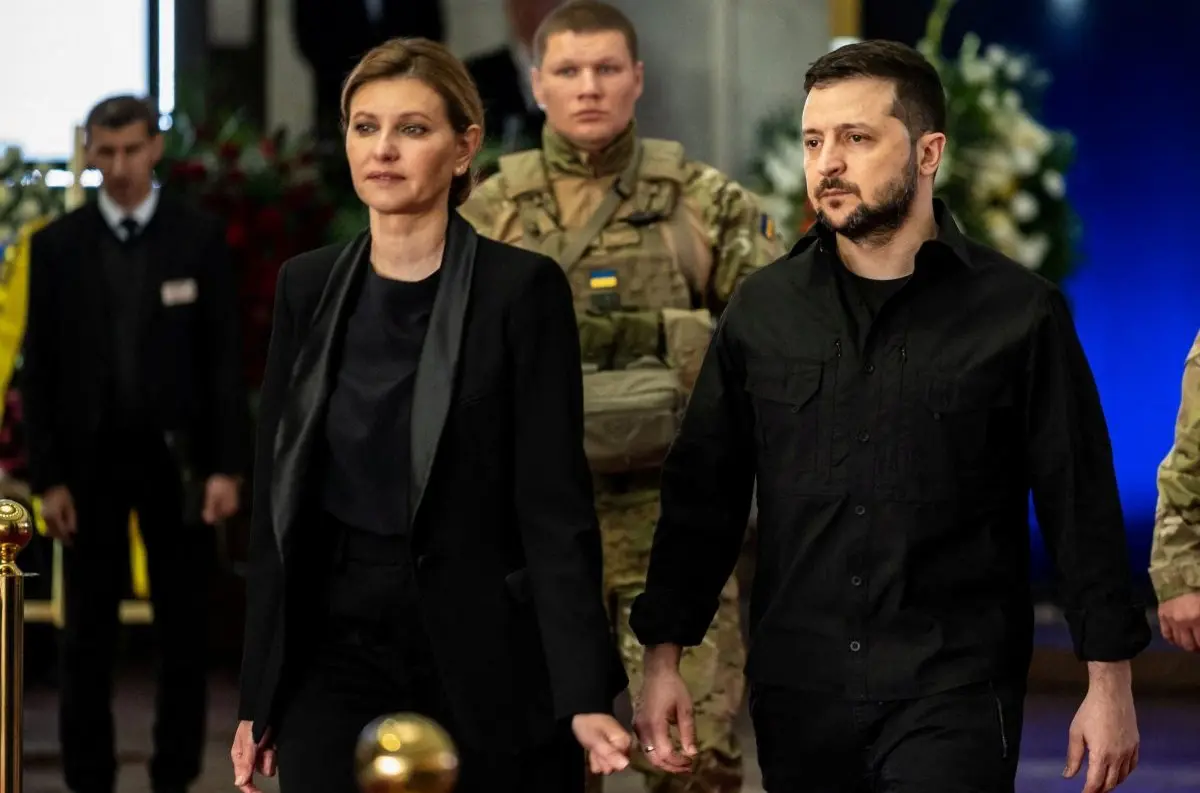 FAKE: Olena Zelenská sa údajne pokúsila UTIECŤ z Ukrajiny! Vraj napätie v manželstve +VIDEO