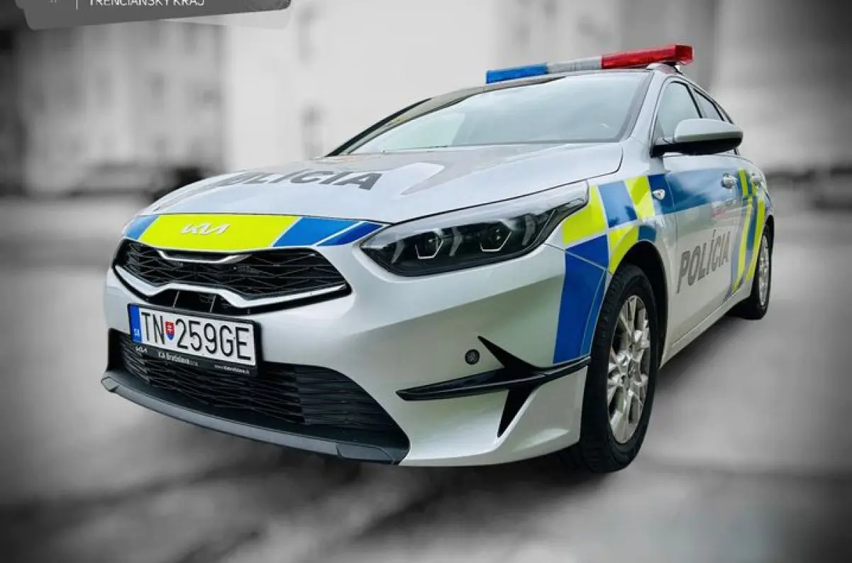 Dvaja vodiči nafúkali cez 2 promile v priebehu jedného dňa: Jeden skončil v cele!