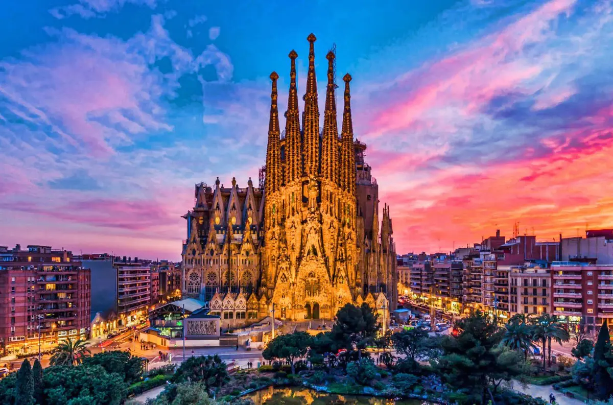 Vyhlásia GAUDÍHO - slávneho architekta baziliky Sagrada Família - za svätého? Pápež urobil prvý krok +VIDEO