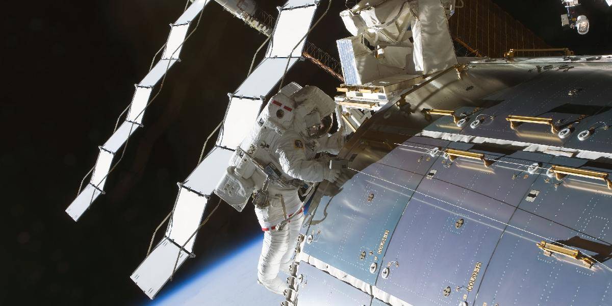 Na vesmírnej stanici ISS zaznamenali únik amoniaku