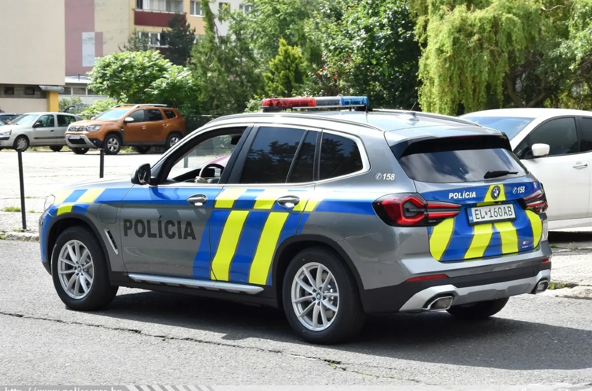 Kostlivec v teplákoch desil ženu v bratislavskej MHD: Polícia pátra! POZNÁTE HO? +VIDEO