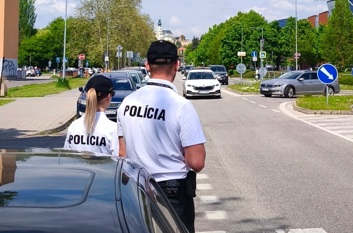 Polícia v Nitrianskom kraji vykonáva dopravnú kontrolu: Zameria sa na rýchlosť, alkohol aj používanie mobilov