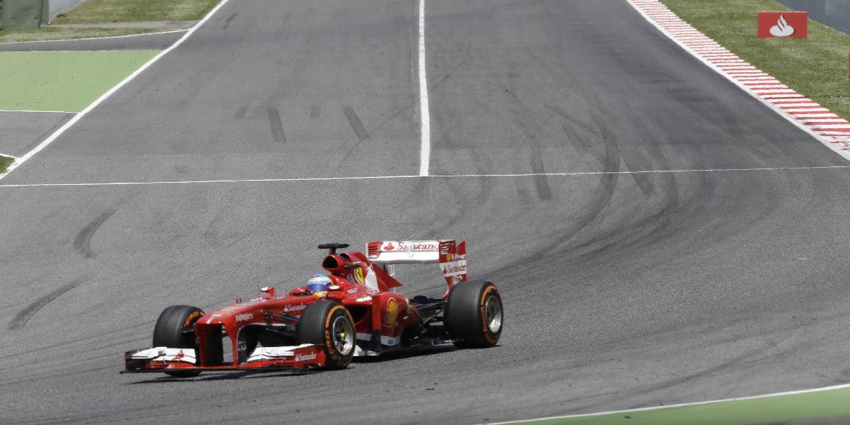 Tímy F1 trápia pneumatiky, Pirelli zatiaľ bezradné