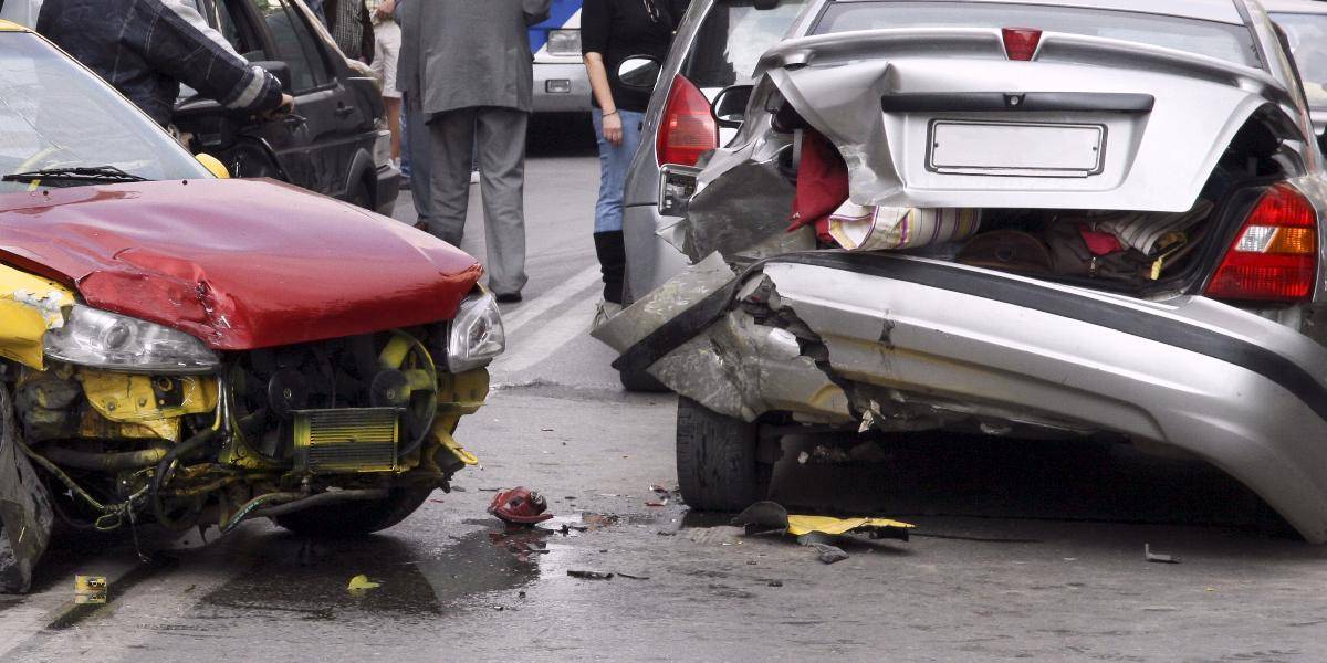 Tragická nehoda pri Košiciach: Jeden mŕtvy, päť zranených