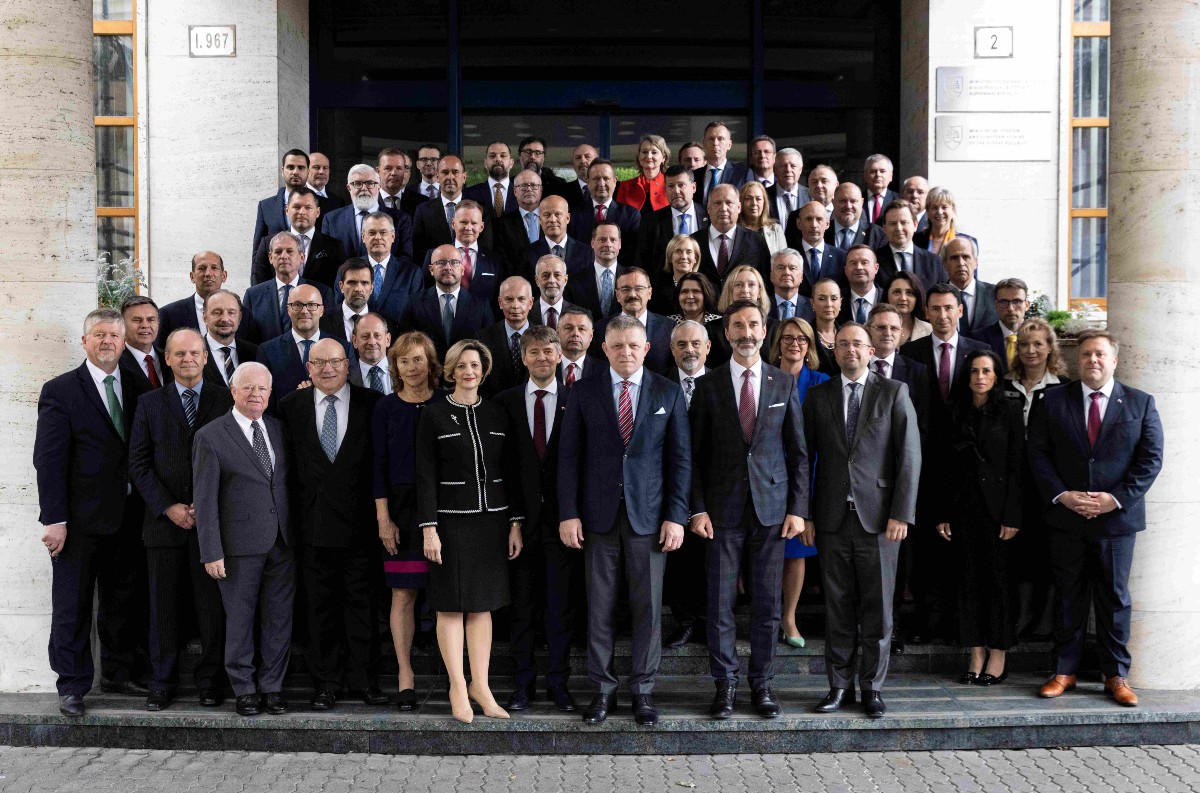 Slovenská diplomacia oslavuje 35 rokov, minister Blanár vyzdvihol profesionalitu diplomatov