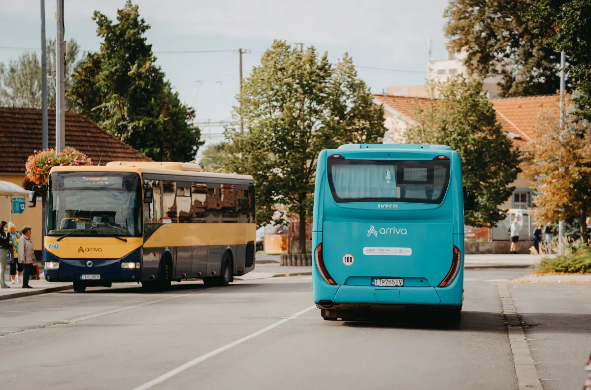 Trnavský kraj mení autobusy, ľuďom ušetrí čas aj nervy